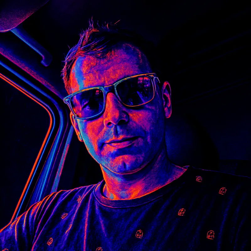 UV Blacklight Pop